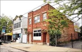  ?? LISA DEJONG/THE PLAIN DEALER ?? Samaria Rice has a vision for the cultural center she plans to open in honor of her son Tamir Rice, who was killed by police in 2014. She purchased this building on Cleveland’s east side for the future arts and mentoring safe place for kids that she...