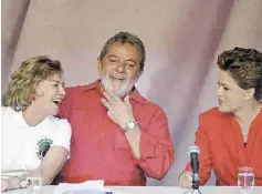  ??  ?? Afectado. Lula da Silva pasó de años de popularida­d inmensa a uno de descrédito.