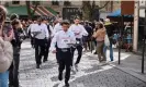  ?? Photograph: Remon Haazen/Getty Images ?? Waiters tackled Paris’s cobbled streets in the race, which had not been held since 2011.