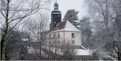  ?? ARCHIV-FOTO: EV.-LUTH. KIRCHGEMEI­NDE MEHNA-DOBITSCHEN ?? Die Kirche im Januar 2017.