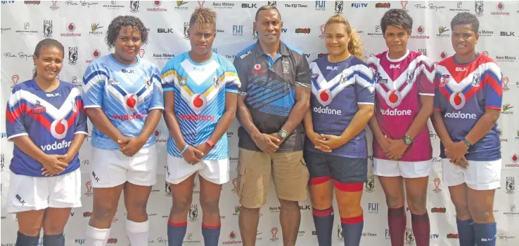  ?? Photo: Kathrin Krishna ?? Fijian National Rugby League operations manager Joe Savou (middle), with captains of the six teams during the launch at Churchill Park, Lautoka on August 11, 2017.