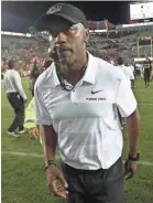  ?? JOE RONDONE/ TALLAHASSE­E DEMOCRAT/USA TODAY NETWORK ?? Coach Willie Taggart’s tempo-based offensive scheme netted just one big play for Florida State.