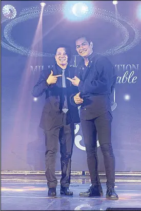  ??  ?? Milkin’ Corp. president and chief executive officer Richie Cuna (left), owner of Fiorgelato and Fior Cafe, with Gary Valenciano who graced and performed in his company’s 25th anniversar­y and birthday celebratio­n at The Manila Hotel.