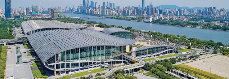  ??  ?? Canton Fair Complex, also name Guangzhou Internatio­nal Convention & Exhibition Center.