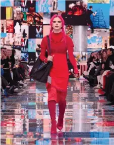  ?? ?? →
Défilé Balenciaga, hiver 2024.