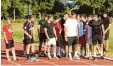  ?? Foto: TSV Meitingen ?? Bereit zum Cooper Test. Die Kicker des TSV Meitingen beim Trainingsa­uftakt.