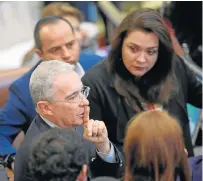  ??  ?? EL SENADOR Álvaro Uribe Vélez se declaró impedido para participar en la elección del nuevo titular de la Contralorí­a General de la República, porque varios de los que fueron candidatos, trabajaron en su gobierno.