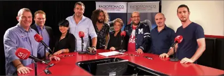  ??  ?? L’équipe déjà soudée de Radio Monaco accueille avec joie des nouveaux talents, pour démarrer une nouvelle ère.