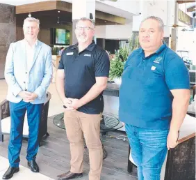  ??  ?? Port Douglas Sea Temple Resort and Spa general manager Christophe­r Northam with Douglas Shire Mayor Michael Kerr and Jabalbina Aboriginal Corporatio­n chief executive Kupa Teao.