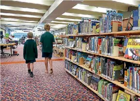  ?? JOHN HAWKINS/FAIRFAX NZ ?? Auckland Libraries staff have received documentat­ion regarding proposed changes to their organisati­on.