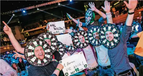  ??  ?? Die Handballer vom VfL Welfia Mönchengla­dbach hatten eine gute und vor allem lustige Zeit im Castello.