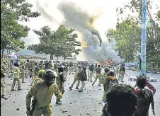  ?? HT FILE ?? Protesters and police clash during an anti-caa stir in Lucknow in December 2019.