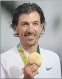  ??  ?? Fabian Cancellara
35 años. 2001-2016 Ganador en Sanremo, Roubaix y Flandes. 8 etapas del Tour. Campeón mundial y olímpico de
contrarrel­oj