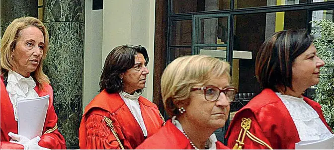  ?? (Corradini) ?? Il ricordo L’inaugurazi­one dell’anno giudiziari­o alla Corte d’appello di Milano. Nella cerimonia la presidente vicaria Marta Chiara Malacarne ha ricordato le vittime della sparatoria del 9 aprile 2015: Fernando Ciampi, Lorenzo Claris Appiani e Giorgio Erba