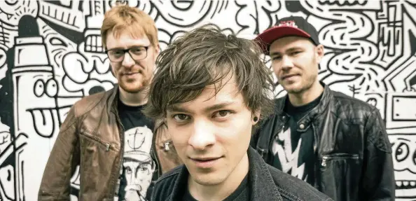  ??  ?? Die Band C for Caroline bringt Pop-Punk nach Gera.