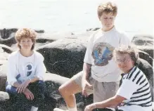  ?? TIMES COLONIST FILES ?? Darren Huenemann with his mother and grandmothe­r.