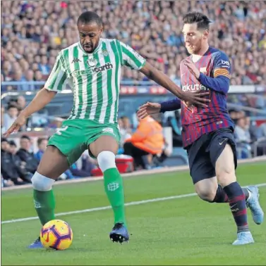  ??  ?? FIABLE. Sidnei firmó un brillante partido ante el Barcelona.