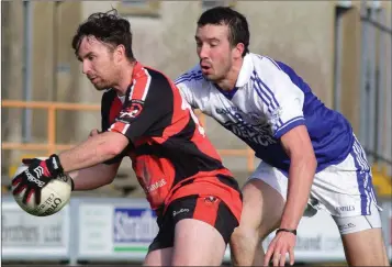  ??  ?? Ben Brosnan (Bannow-Ballymitty) gets to the ball ahead of his Wexford colleague, Syl Byrne.