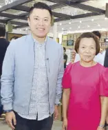  ??  ?? Megaworld Corp. FVP Kevin Tan and Southeast Asia Retail Inc. president Gwen Lim.