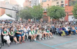  ?? ?? Un instante de la celebració­n 5 del Homenaje a Les Dones de Faldetes en Fraga,