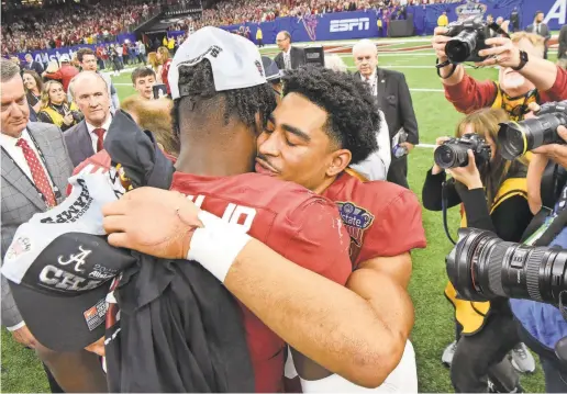  ?? GARY COSBY JR./USA TODAY SPORTS ?? Alabama quarterbac­k Bryce Young hugs linebacker Will Anderson Jr. after the Sugar Bowl, a 45-20 Alabama win over Kansas State.