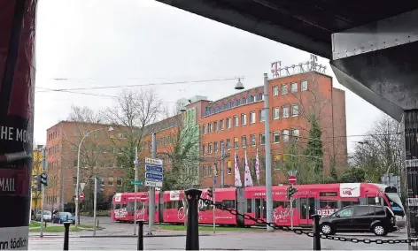  ?? FOTO: BECKER&BREDEL ?? In diesem Gebäude in der Klauseners­traße in Malstatt soll ein Hotel mit 160 Zimmern entstehen.