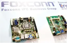  ??  ?? Foxconn said the plant could eventually bring more than 13,000 new jobs to Wisconsin, with Gou adding it was the first in a series of facilities the company would build in several US states.