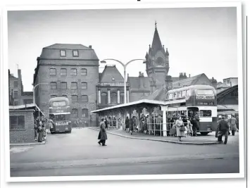  ??  ?? Union Street bus station in 1954.