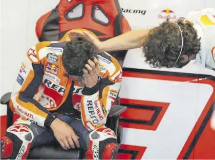  ?? REPSOL MEDIA ?? Matc Márquez, agotado, tras acabar la carrera de Portimao.