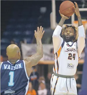  ?? JASON MALLOY/THE GUARDIAN ?? Forward Akeem Ellis appears to have taken over as the emotional and spiritual leader for the Island Storm, says columnist Fred (Fiddler) MacDonald.