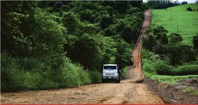  ?? Marcos Zanutto/04-01-2018 ?? Melhorias na estrada são reivindica­das há muito tempo pela população; licitação prevê pavimentaç­ão poliédrica