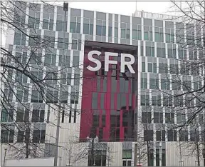  ??  ?? Le siège de l’opérateur de télécoms, à Saint-Denis, près de Paris.