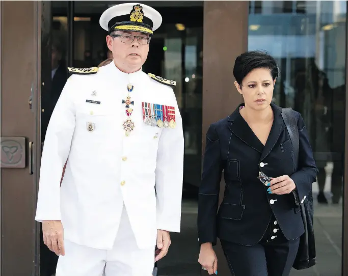  ?? ADRIAN WYLD / THE CANADIAN PRESS FILES ?? Vice-Admiral Mark Norman leaves court with his lawyer Marie Henein following a hearing in Ottawa in September.