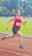  ?? Foto: Mayr ?? Lief in Dachau mit 14,13 Sekunden noch einmal eine persönlich­e Saisonbest­zeit über die 100 Meter: Birgit Weichselba­umer vom TSV Friedberg.