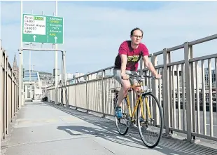  ?? Picture: Gareth Jennings. ?? MSP Mark Ruskell wants considerat­ion to be given to a dedicated cycle corridor over the Tay Road Bridge.