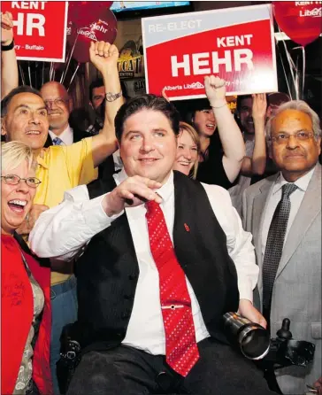  ?? Lorraine Hjalte, Calgary Herald ?? Kent Hehr, the incumbent Liberal in Calgary Buffalo, celebrates his win with his supporters at his campaign office.