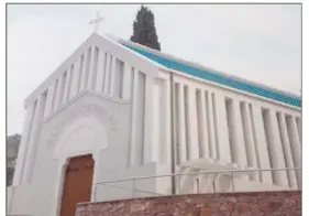  ??  ?? La municipali­té va consacrer  million d’euros à la rénovation de l’église. Voici à quoi celle-ci ressembler­a une fois les travaux achevés. (DR)