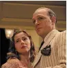  ?? VERTICAL ENTERTAINM­ENT TNS ?? Linda Cardellini and Tom Hardy in “Capone.” The once great crime boss became hardly recognizab­le in his later years.