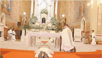  ?? YAZMÍN SÁNCHEZ ?? La virgen Inmaculada Concepción fue venerada por los fieles católicos.