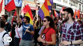  ?? ?? Манифестац­ия левых сил в Мадриде под флагами Народного фронта с требование­м судить франкистов, 2019 год