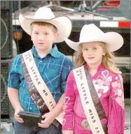  ?? MARK HUMPHREY ENTERPRISE-LEADER ?? Ethan Parker (left) won the 2017 Lil’ Mister title while Bella Cate Keenan won the 2017 Lil’ Miss title during last year’s Lincoln Rodeo. Their reign concludes Wednesday, Aug. 8, when new junior royalty will be selected.
