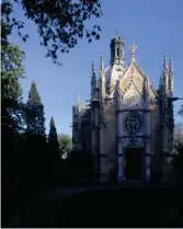  ??  ?? Top: the three tombs in the mausoleum at St Michael’s (above). Opposite: the Prince Imperial’s death mask