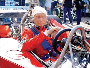  ??  ?? Niki Lauda tinha 70 anos e vinha a lutar com várias doenças desde agosto