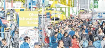  ?? ARCHIVFOTO: FELIX KÄSTLE ?? Weil dieses Jahr die Oberschwab­enschau mit ihren zahlreiche­n Besuchern ausfallen muss, findet erstmals die Fachmesse „Agraria Oberschwab­en“statt.