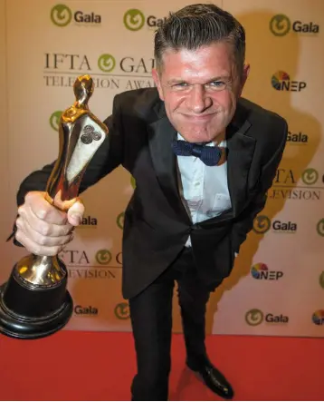  ?? Photo: Mark Condren ?? CUTTING A DASH: Brendan O’Connor received the award for Best Entertainm­ent Show for for Cutting Edge, at the IFTA gala television awards ceremony held at the DoubleTree Hilton, Dublin.