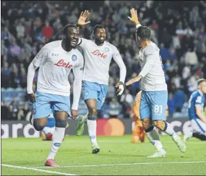  ?? Foto: EFE ?? Tanguy Ndombélé celebra el gol que le marcó ayer al Rangers