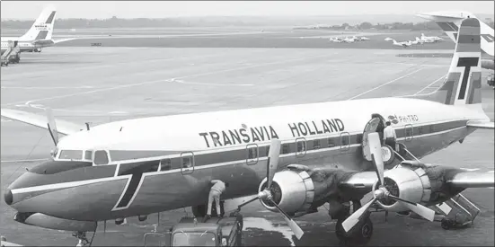  ?? ARCHIVO ?? El Douglas DC-6 fue el primer avión operado por Transavia a finales de los años sesenta