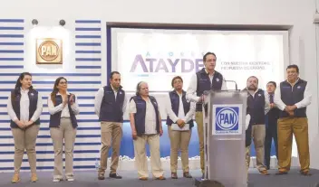  ??  ?? El ex diputado local Andrés Atayde dio a conocer a quienes integrarán la planilla que lo apoya para contender por la presidenci­a del Partido Acción Nacional en la Ciudad de México.