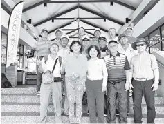  ??  ?? The participan­ts at the Labuan Internatio­n Golf Course.