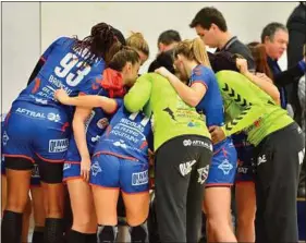  ??  ?? Le Mérignac Handball est troisième de son championna­t à un point du leader.